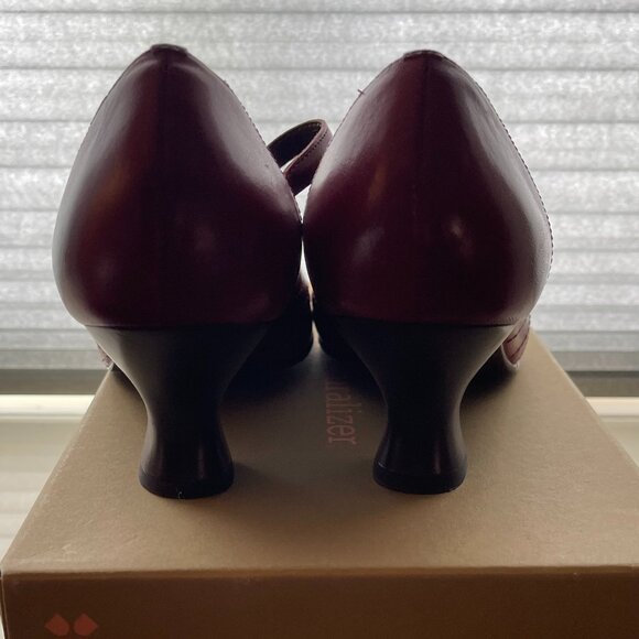 Naturalizer: Leather, Red and Retro Mary Jane Pump - Picture 2 of 4